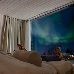 Arctic Treehouse