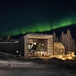 Arctic Treehouse