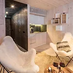 Arctic Treehouse Rovaniemi