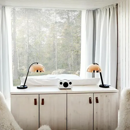 Hotel Arctic Treehouse 5*