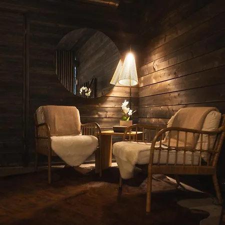 Ξενοδοχείο Arctic Treehouse 5*