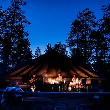 Hotell Arctic Treehouse Rovaniemi
