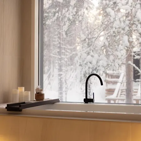 Hotel Arctic Treehouse