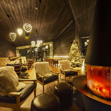 Arctic Treehouse Hotel