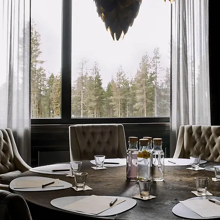 Hotel Arctic Treehouse