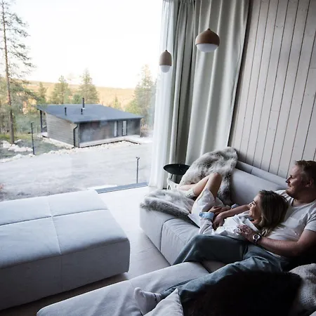 Szálloda Arctic Treehouse 5*