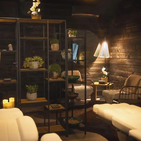 Arctic Treehouse Hotel Rovaniemi
