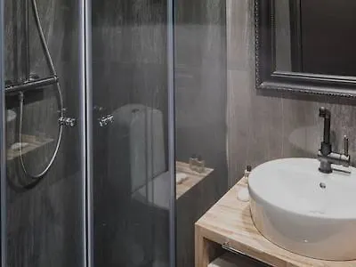 Arctic Treehouse Ροβανιέμι