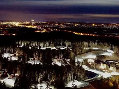 Arctic Treehouse Ροβανιέμι