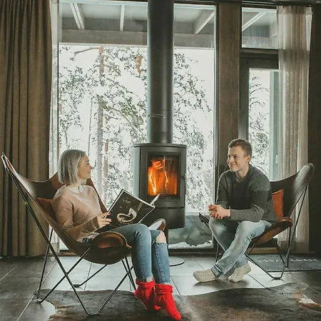 Arctic Treehouse Hotel 5*
