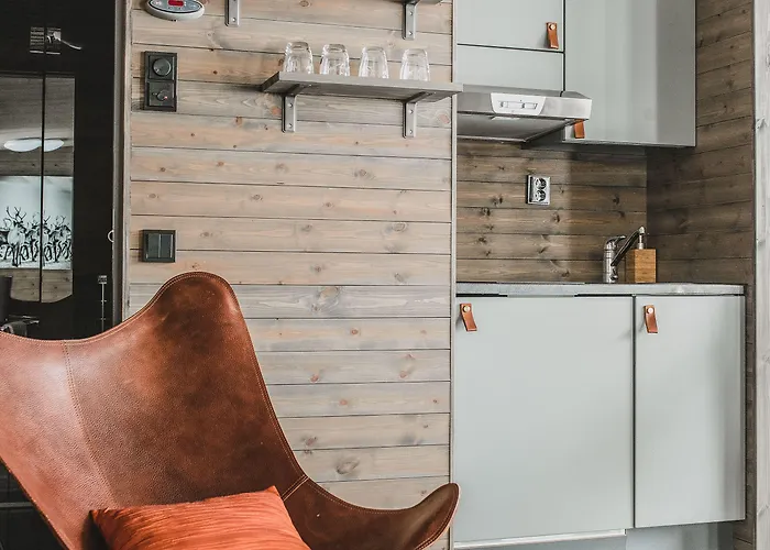 فندق Arctic Treehouse 5*