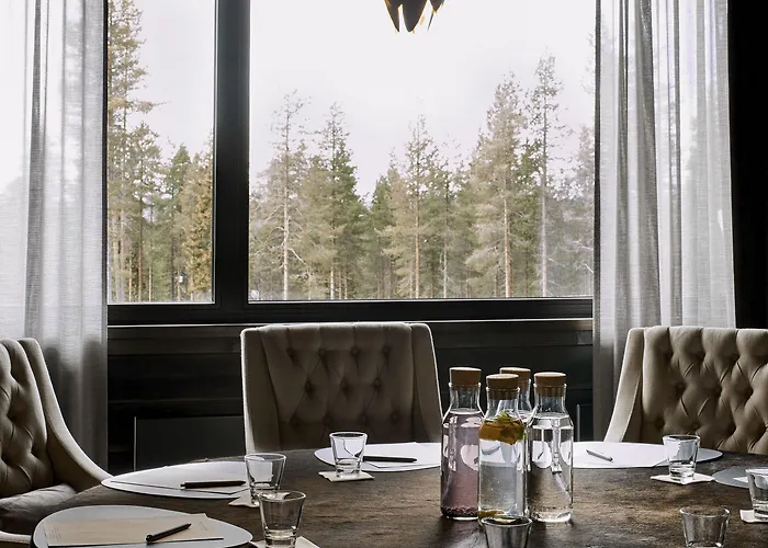 فندق Arctic Treehouse