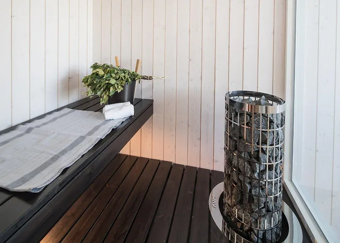 Hotel Arctic Treehouse 5*